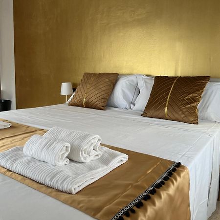 Genova Gold Rooms Экстерьер фото