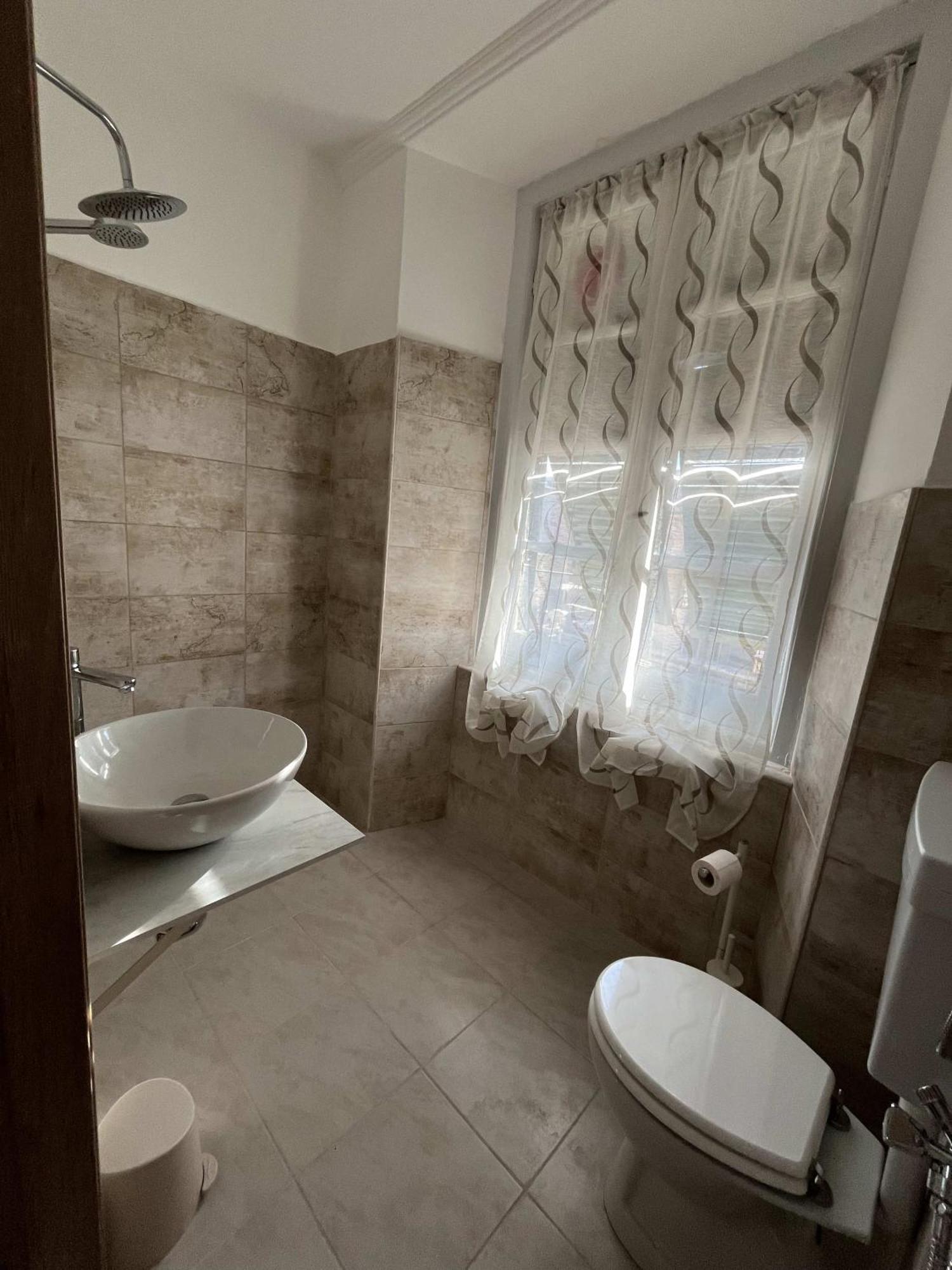Genova Gold Rooms Экстерьер фото