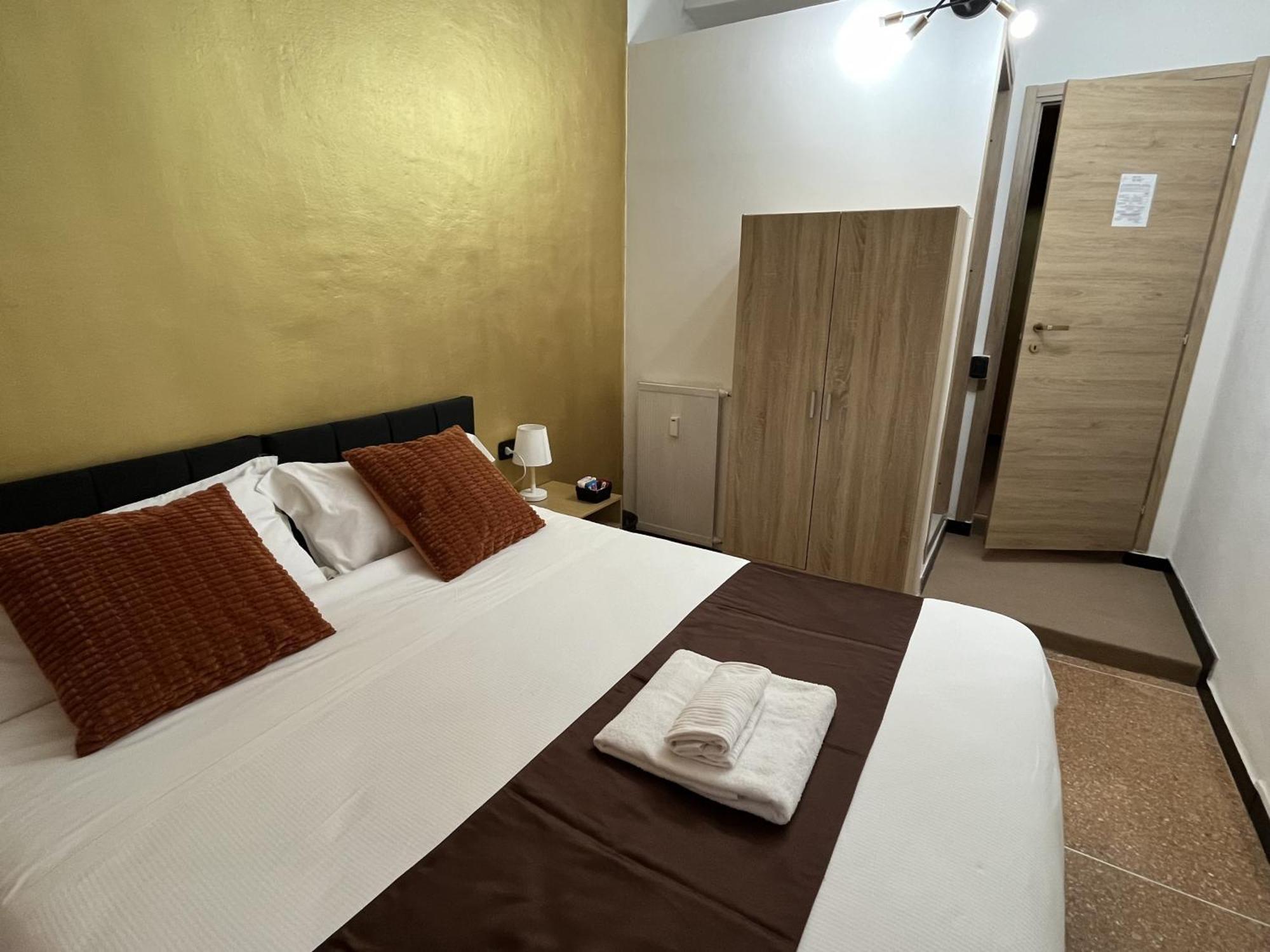 Genova Gold Rooms Экстерьер фото