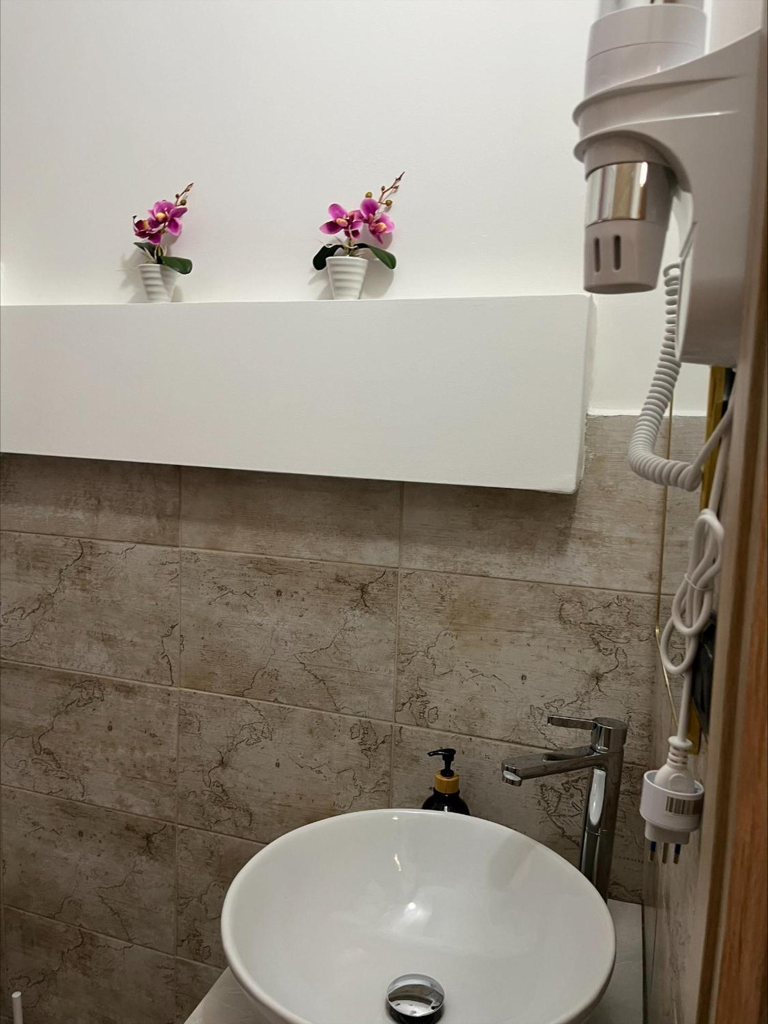 Genova Gold Rooms Экстерьер фото